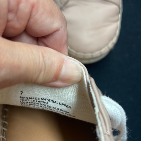 Universal Thread shoes size 7 great condition. - Picture 8 of 14